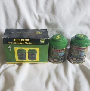 John Deere Vtg Metal Green and Yellow  Salt & Pepper Shakers Retro MCM NIB
